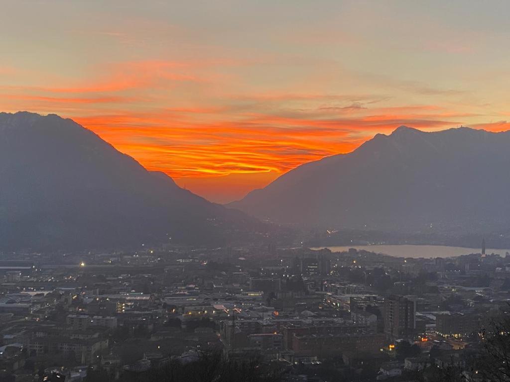 Panoramic Relax Luxury Villa Martina Lake Como Lecco Exterior foto